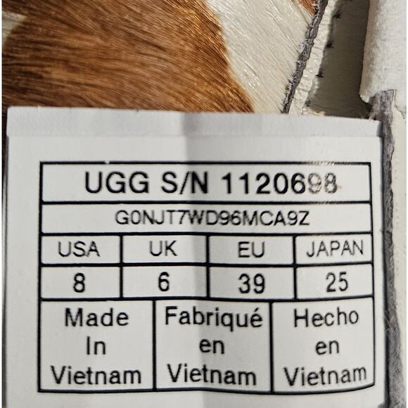 UGG Women's 8 Dinale Sneakers Shoes Leather Cow Print Laces Low Top Logo Active - Picture 3 of 10